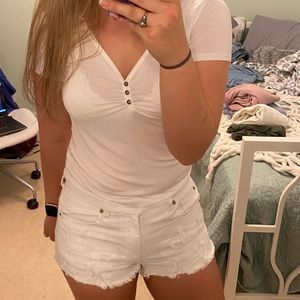 White American Eagle shortie short